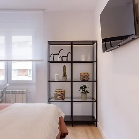Daire Ah Room4You Oviedo By Asturias Holidays *