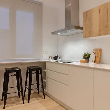 Daire Ah Room4You Oviedo By Asturias Holidays