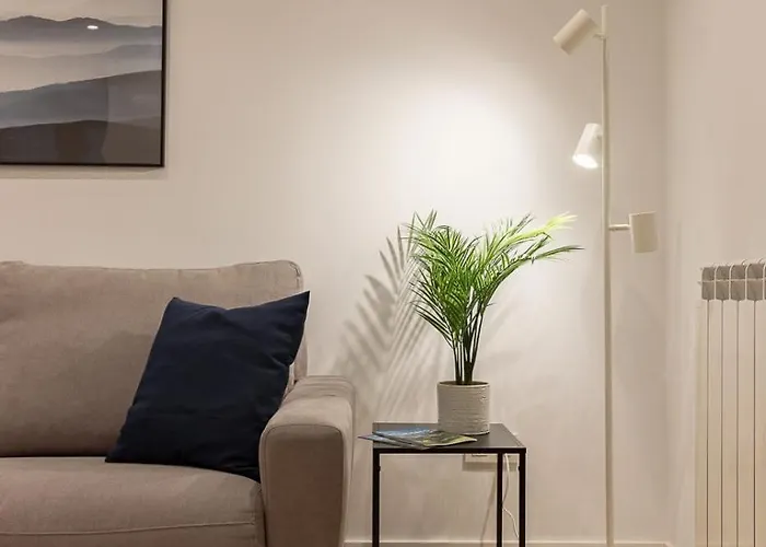 Room4you By Asturias Holidays اوفيدو