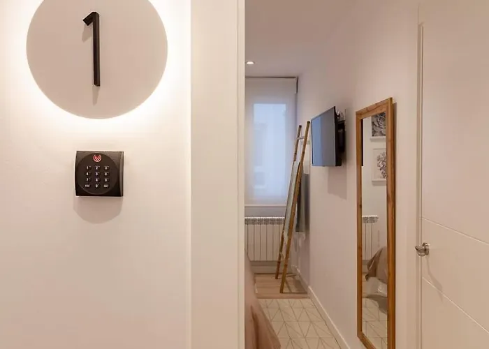 شقة Room4you By Asturias Holidays